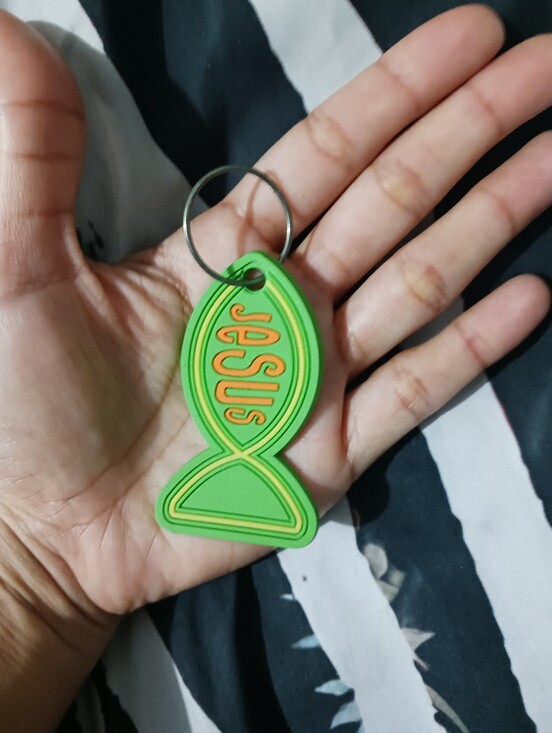 Accessories - Christian Jesus keychain in the shape of a fish